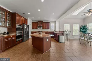 10916 Sir Paul Pl, Clinton, MD 20735 - Photo 27