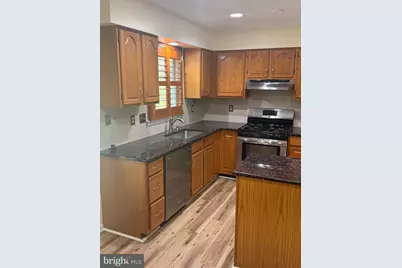 5404 Lakevale Terrace, Bowie, MD 20720 - Photo 9