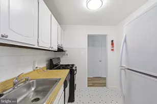 7116 Donnell Pl, District Heights, MD 20747 - Photo 9