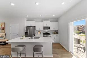 9611 Silver Blf Wy, Bowie, MD 20721 - Photo 11