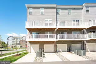 10423 John Glenn St, Lanham, MD 20706 - Photo 29