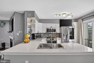 3818 Early Glow Ln, Bowie, MD 20716 - Photo 19