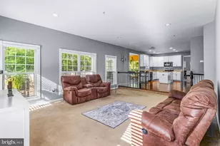 12206 Hillantrae Dr, Clinton, MD 20735 - Photo 11