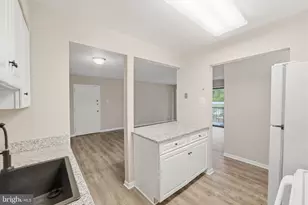 10114 Campus Way S, Upper Marlboro, MD 20774 - Photo 15