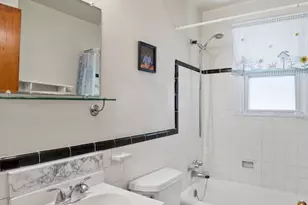 9809 52nd Pl, College Park, MD 20740 - Photo 17