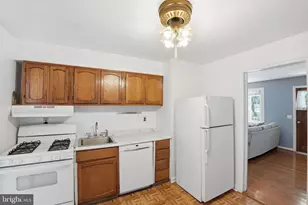 9809 52nd Pl, College Park, MD 20740 - Photo 7