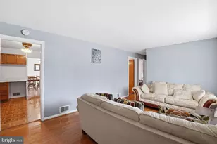 9809 52nd Pl, College Park, MD 20740 - Photo 5