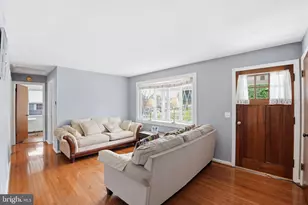9809 52nd Pl, College Park, MD 20740 - Photo 3