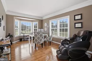 12807 Dominics Bequest Ct, Bowie, MD 20720 - Photo 9