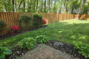 16104 Arrowroot Ct, Bowie, MD 20716 - Photo 37