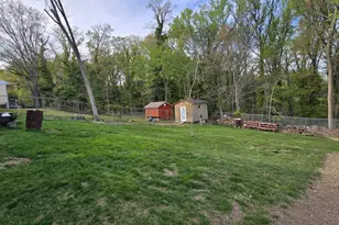3904 Crystal Ln, Temple Hills, MD 20748 - Photo 27