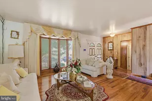 1209 Shady Glen Dr, District Heights, MD 20747 - Photo 7
