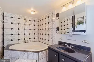 1209 Shady Glen Dr, District Heights, MD 20747 - Photo 31