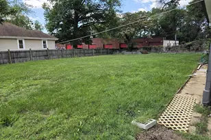 208 68th Pl, Capitol Heights, MD 20743 - Photo 3