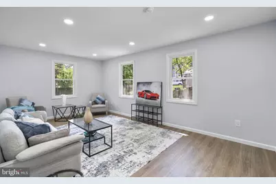 4010 Forest Grove, Suitland, MD 20746 - Photo 5