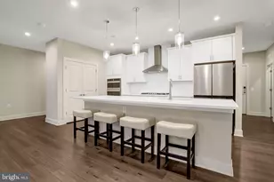 102 St Ives Pl, Oxon Hill, MD 20745 - Photo 3