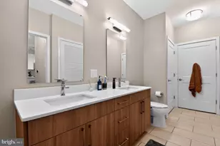 145 Riverhaven Dr, Oxon Hill, MD 20745 - Photo 11