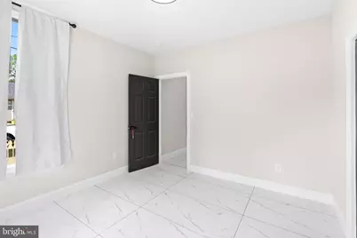 5809 Burgundy Street, Capitol Heights, MD 20743 - Photo 9