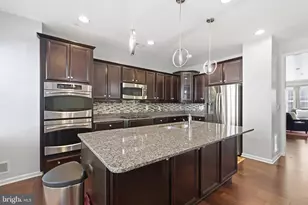 703 Quayside Ct, Oxon Hill, MD 20745 - Photo 15