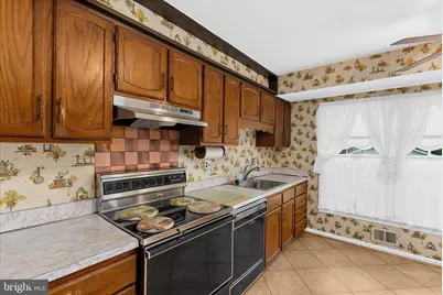 7708 Gambier Drive, Upper Marlboro, MD 20772 - Photo 13