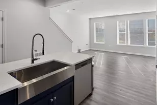 10570 Sally Ride Ln, Lanham, MD 20706 - Photo 11