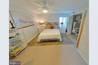 7802 Hanover Parkway #T2, Greenbelt, MD 20770 - Photo 9
