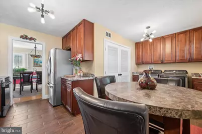 6803 Adelphi Road, University Park, MD 20782 - Photo 21
