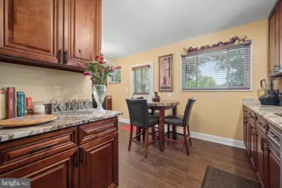 6803 Adelphi Road, University Park, MD 20782 - Photo 15