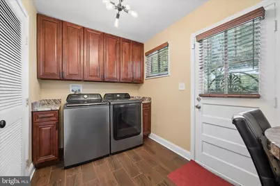 6803 Adelphi Road, University Park, MD 20782 - Photo 25