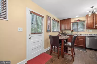 6803 Adelphi Road, University Park, MD 20782 - Photo 23