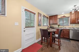 6803 Adelphi Rd, University Park, MD 20782 - Photo 23