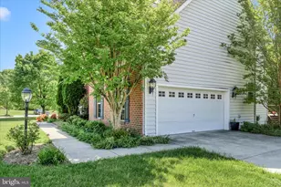 13201 Amelias Grove Ct, Bowie, MD 20720 - Photo 5