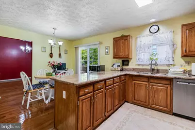 7308 Seawood Court, Clinton, MD 20735 - Photo 11