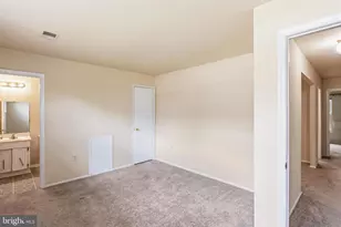 14947 Cherrywood Dr, Laurel, MD 20707 - Photo 15