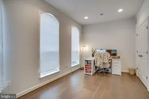 518 Triggerfish Dr, Oxon Hill, MD 20745 - Photo 27