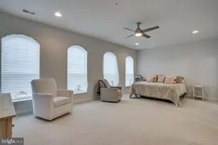518 Triggerfish Dr, Oxon Hill, MD 20745 - Photo 15