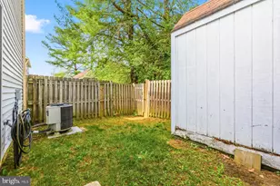 15413 N Oak Ct, Bowie, MD 20716 - Photo 27