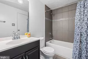 15413 N Oak Ct, Bowie, MD 20716 - Photo 17