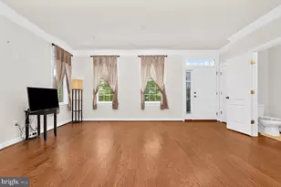 2119 Garden Grove Ln, Mitchellville, MD 20721 - Photo 7