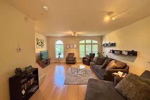 616 Touchdown Dr, Landover, MD 20785 - Photo 33