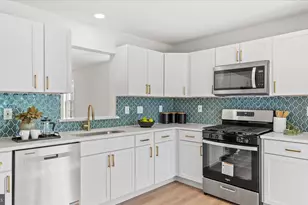 13818 Gullivers Trail, Bowie, MD 20720 - Photo 17