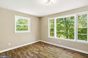 309 Cedar Ridge Dr, Oxon Hill, MD 20745 - Photo 19