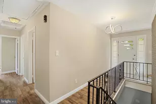 309 Cedar Ridge Dr, Oxon Hill, MD 20745 - Photo 9