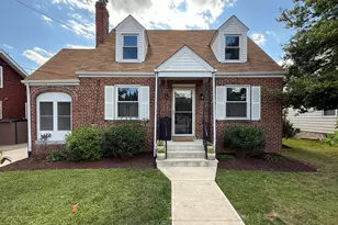 4014 32nd St, Mount Rainier, MD 20712 - Photo 1
