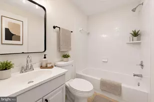 8409 Jasmith Ct, District Heights, MD 20747 - Photo 17
