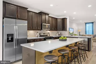 1041 Flester Ln, Laurel, MD 20707 - Photo 7