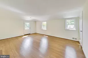 3205 Crest Ave, Cheverly, MD 20785 - Photo 17