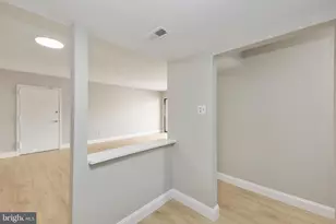 10106 Campus Way S, Upper Marlboro, MD 20774 - Photo 11