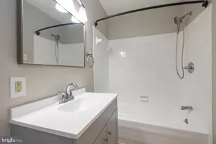 10106 Campus Way S, Upper Marlboro, MD 20774 - Photo 25