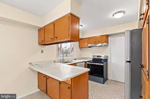 4004 Croydon Ln, Bowie, MD 20715 - Photo 13